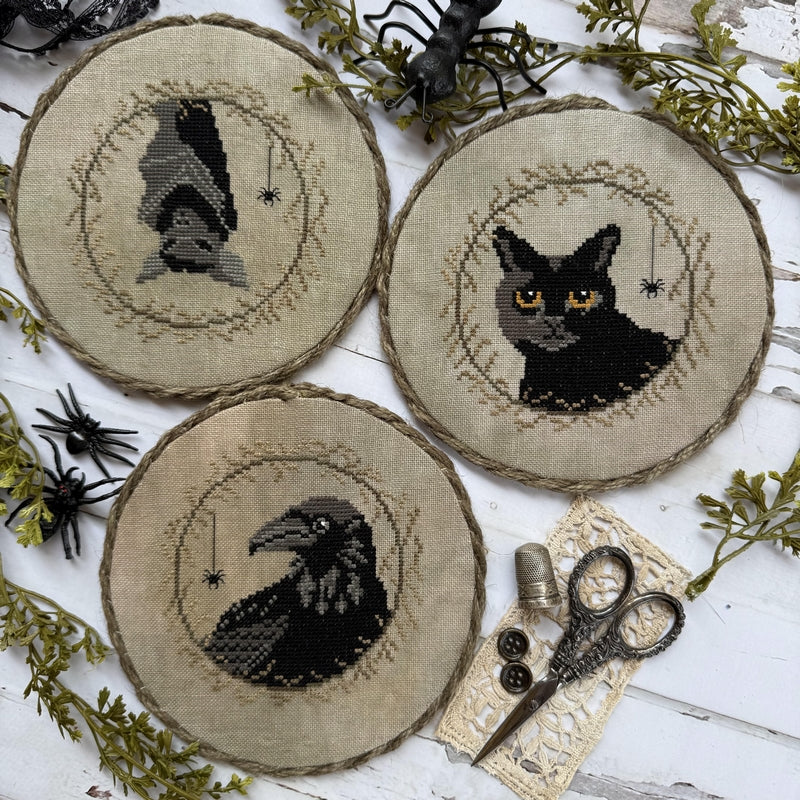 Halloween Animals Trio Cross Stitch by Puntini Puntini - Paper Pattern
