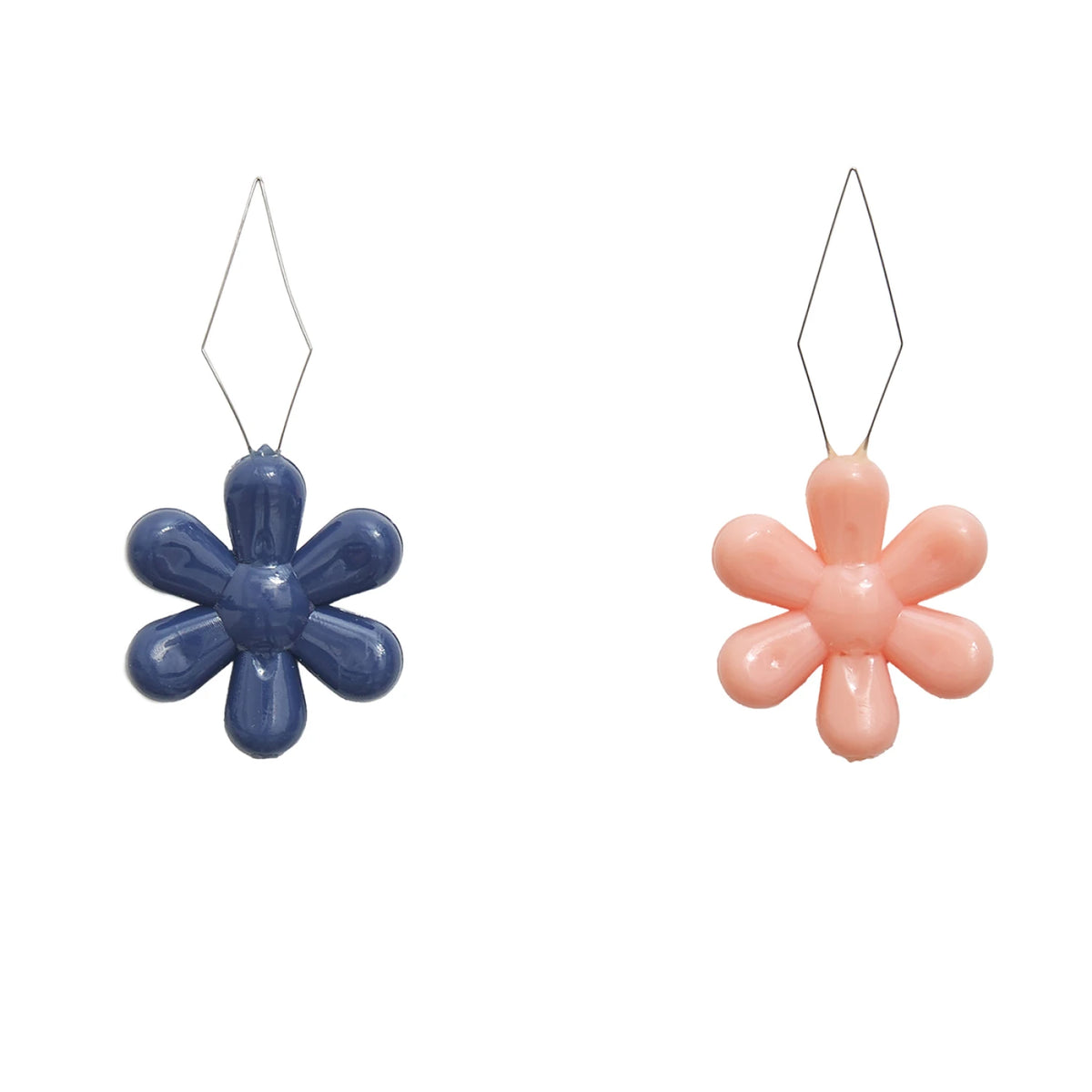 Daisy Needle Threaders
