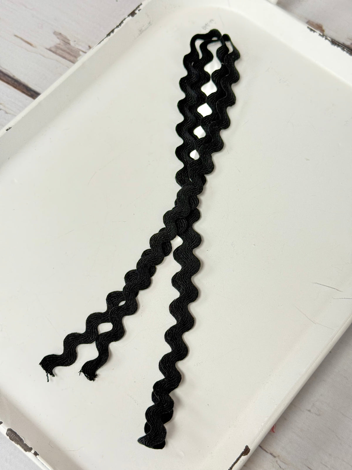 1/2&quot; (#29) POLY RIC RAC - Black