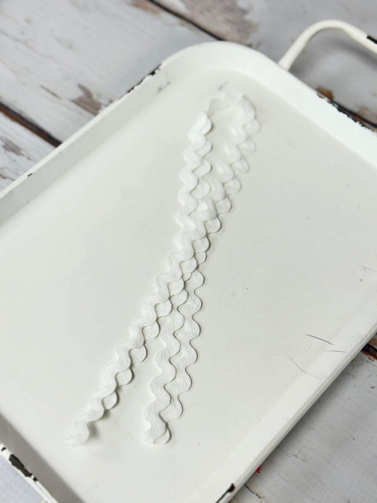 1/2&quot; (#29) POLY RIC RAC - White