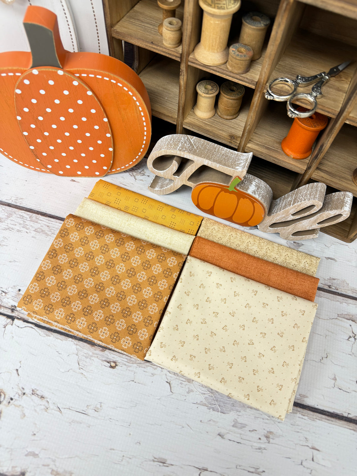 Lindsey&#39;s Fall Favorites Curated by Primrose Cottage - 6 Piece Fat Quarter Bundle