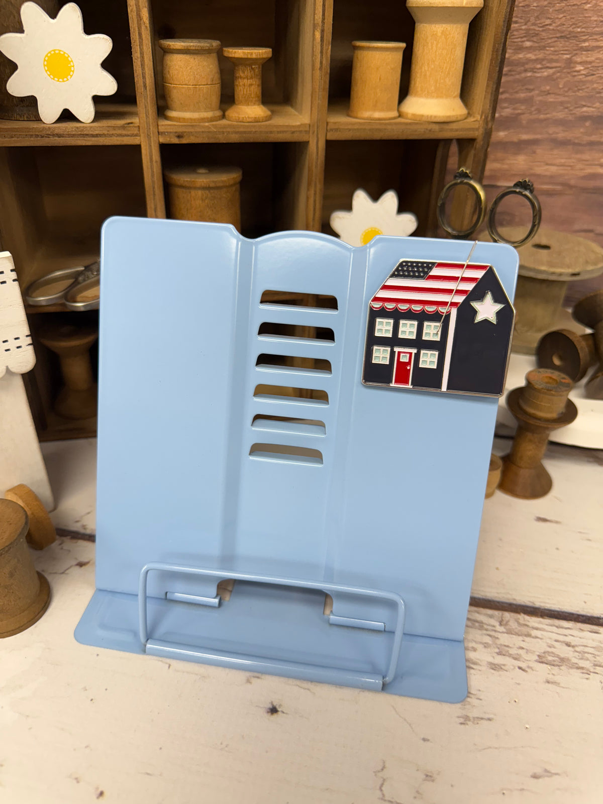 Mini Metal Book Stand