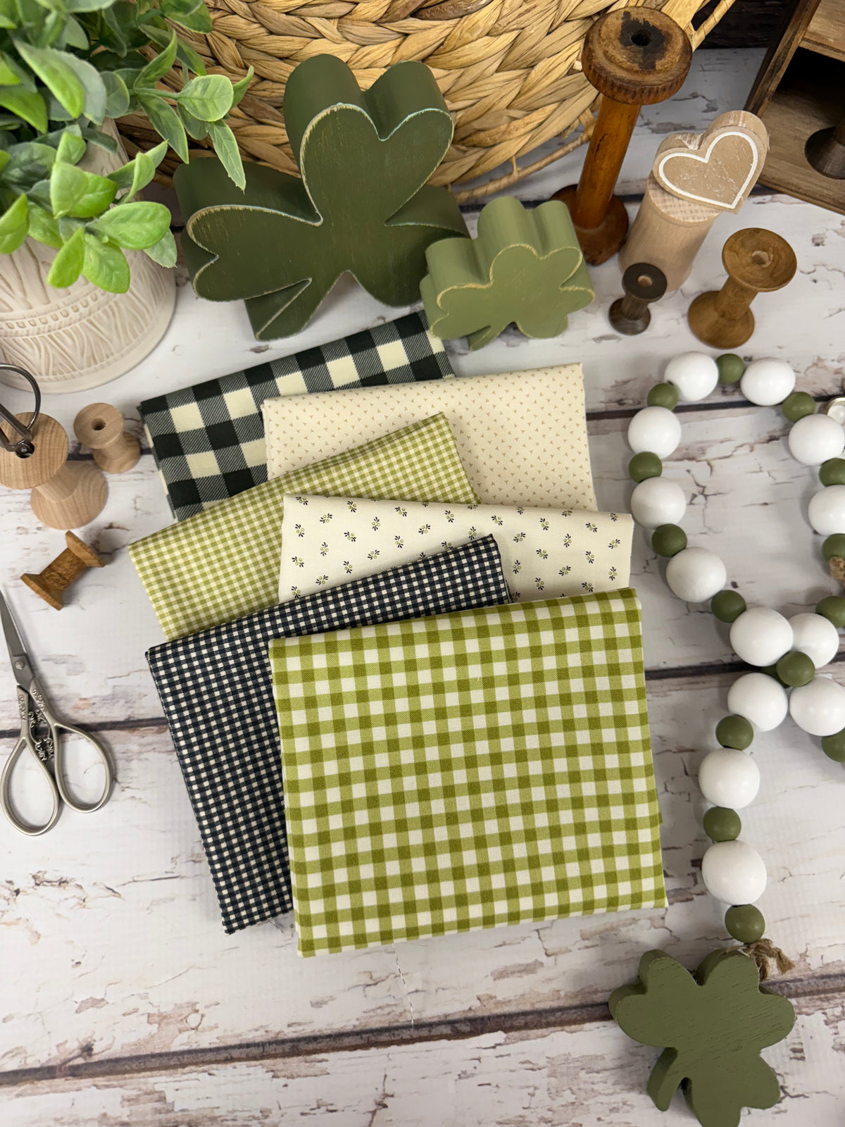 Lucky Love Bundle Curated by Primrose Cottage - 6 Piece Fat Quarter Bundle