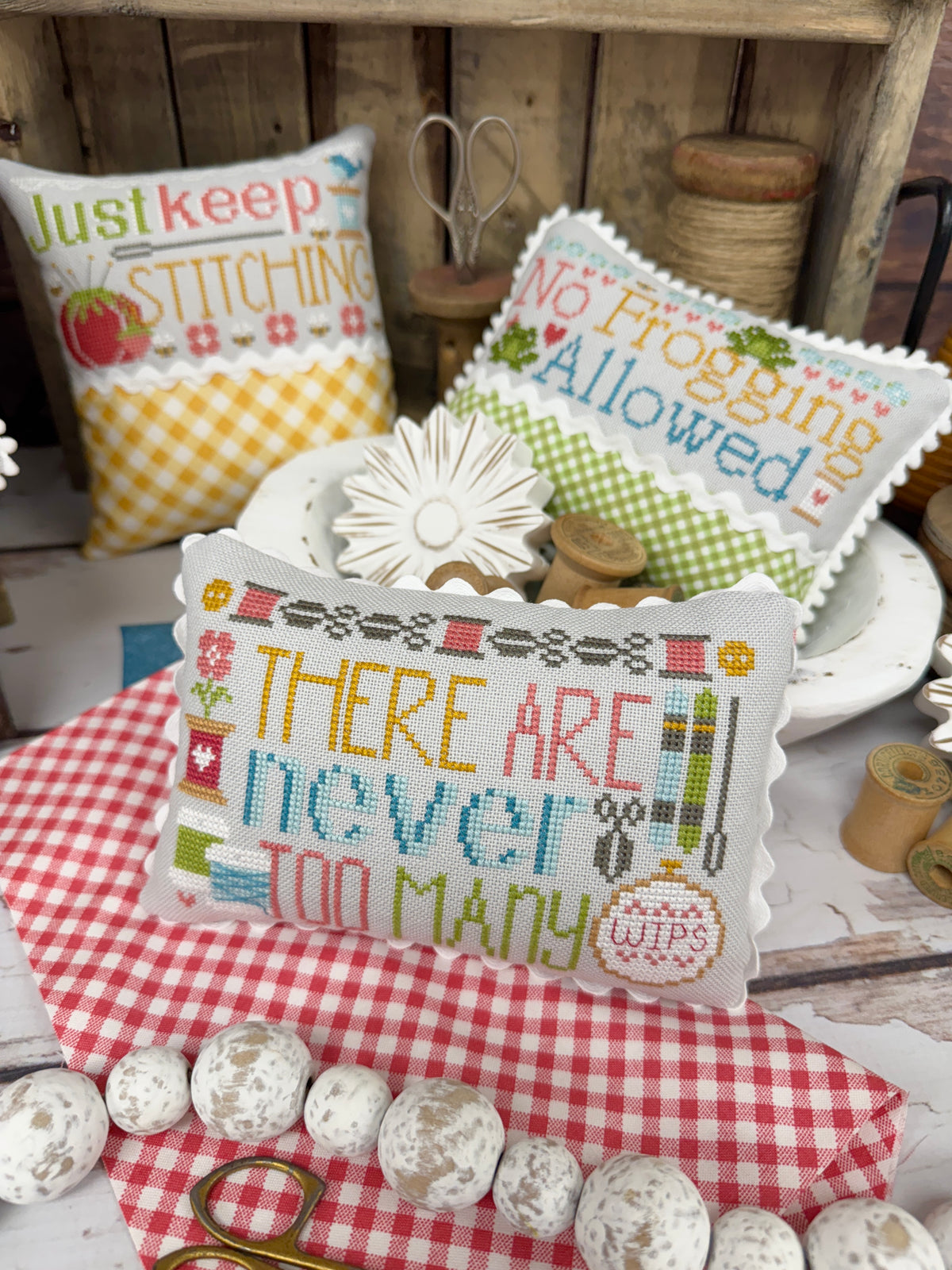Stitching Rules Cross Stitch by Lindsey Weight of Primrose Cottage - Booklet