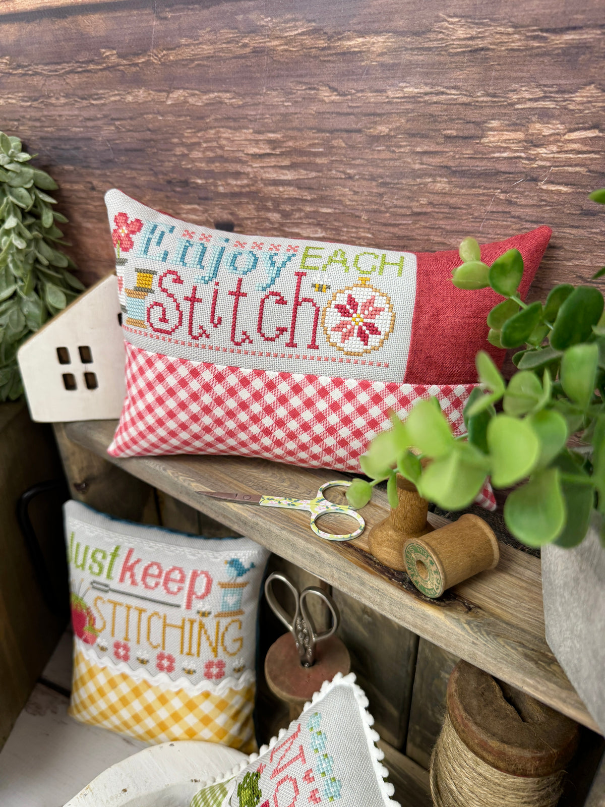 Stitching Rules Cross Stitch by Lindsey Weight of Primrose Cottage - Booklet