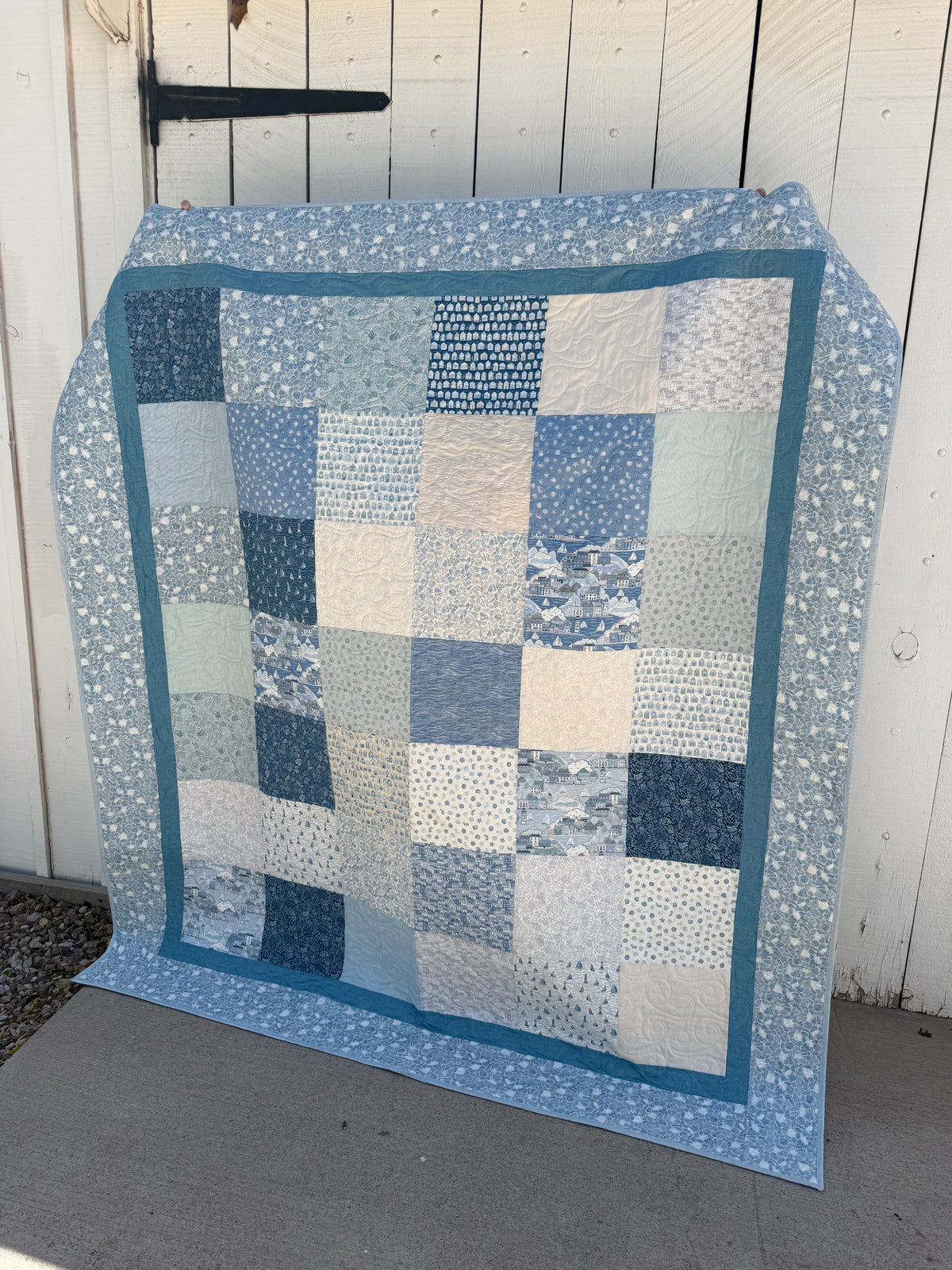 Piece of Cake Patchwork Quilt Kit using Driftwood by Makower UK for Andover Fabrics