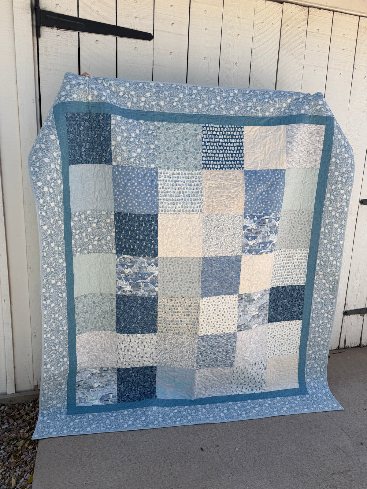 Piece of Cake Patchwork Quilt Kit using Driftwood by Makower UK for Andover Fabrics