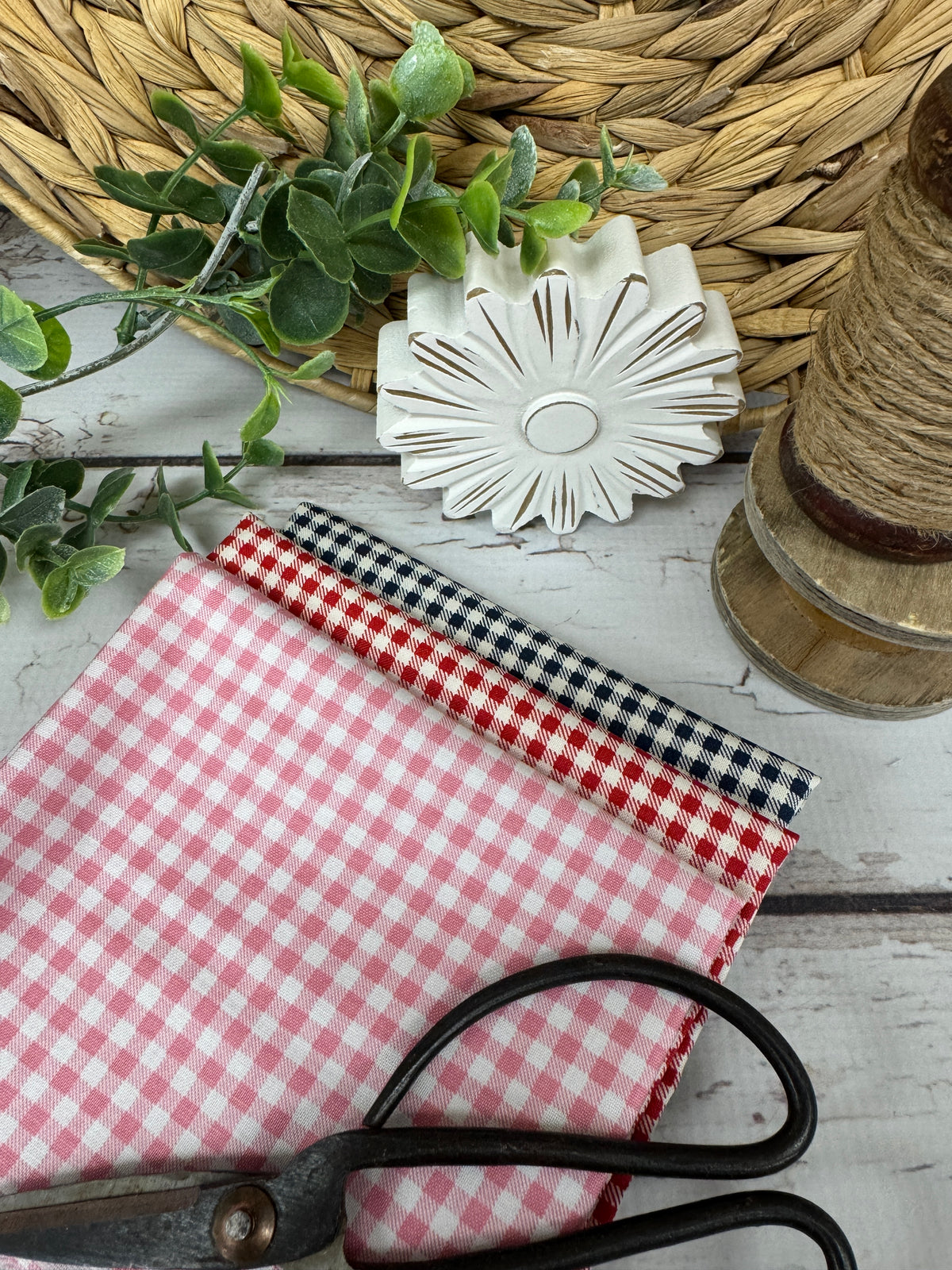 Scissor Fob Frenzy Fabric Bundle - 3 Fat Eighths