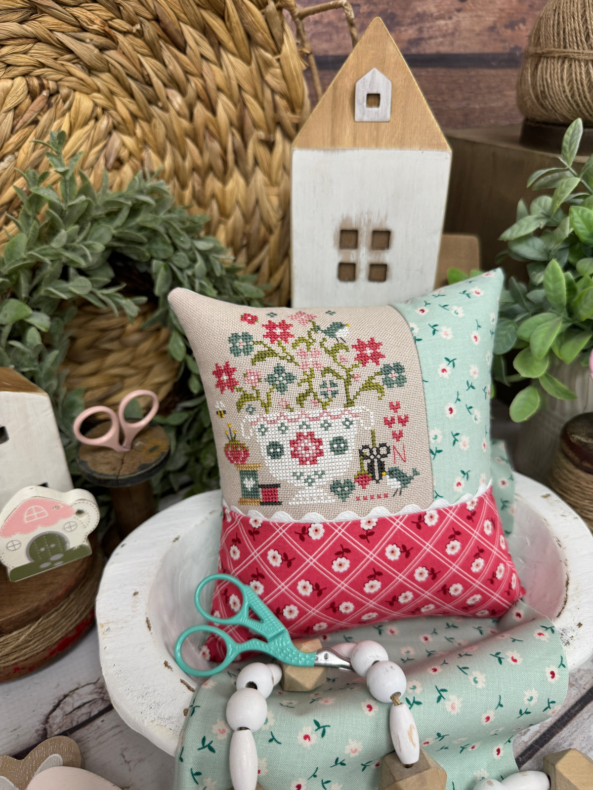 Nettie's Sewing Basket Floss Pack by Primrose Cottage