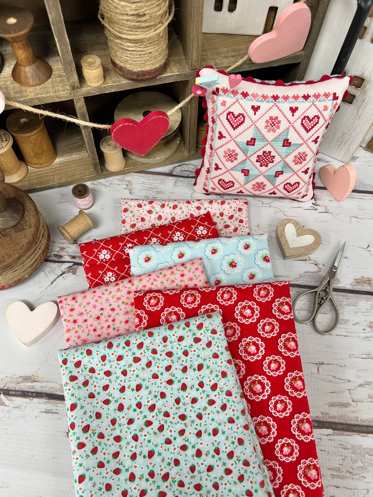 Market Days by Amy Jordan for Poppie Cotton - 6 Piece Fat Quarter Bundle