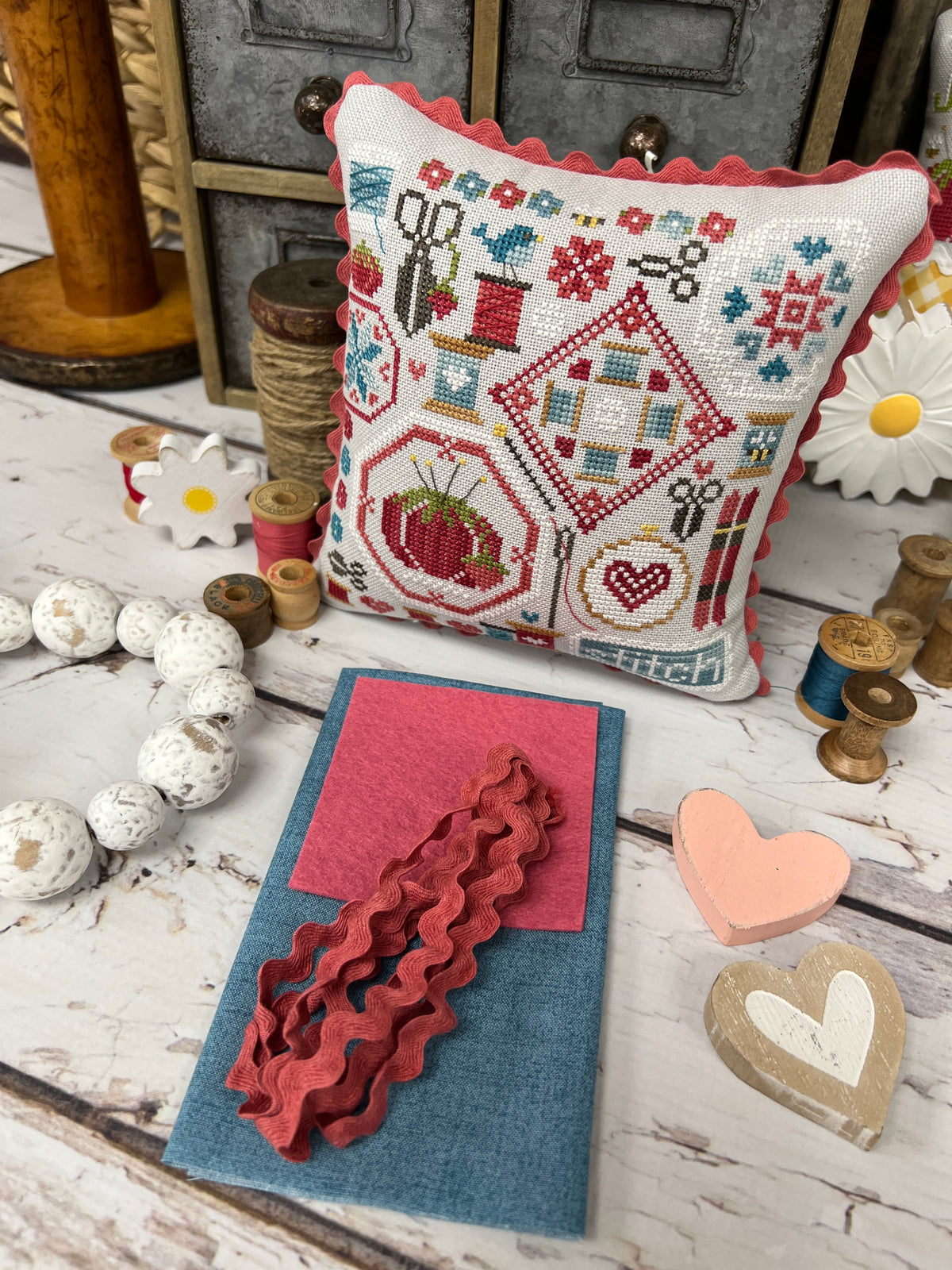 Stitching Quaker Finishing Kit Only by Lindsey Weight of Primrose Cottage