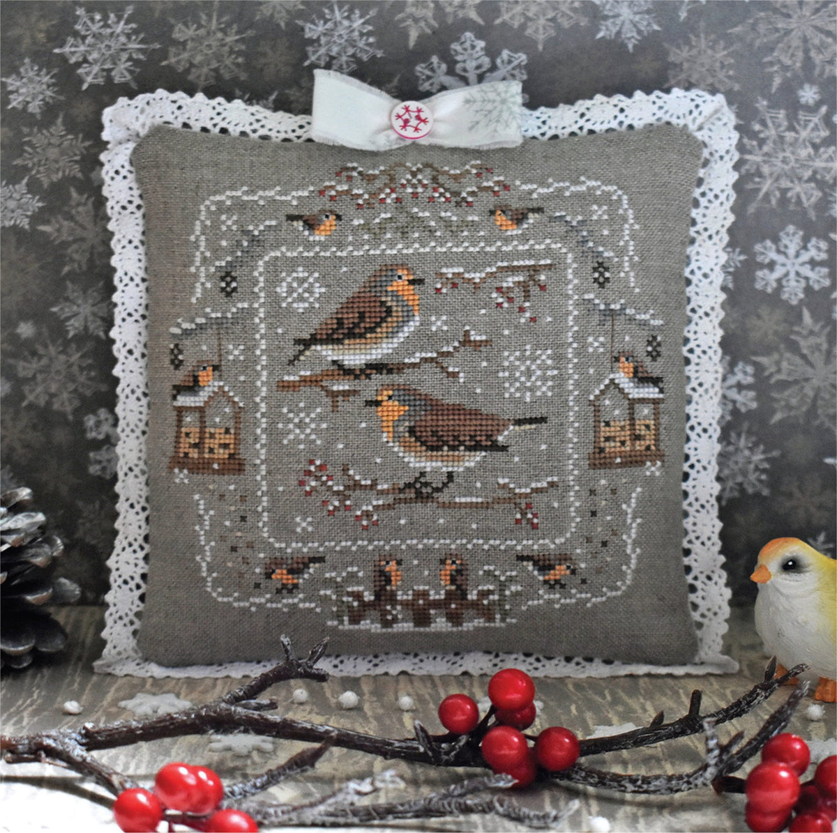 PRE-ORDER - Robin in Winter Cross Stitch by by StitchyPrincess - Paper Pattern
