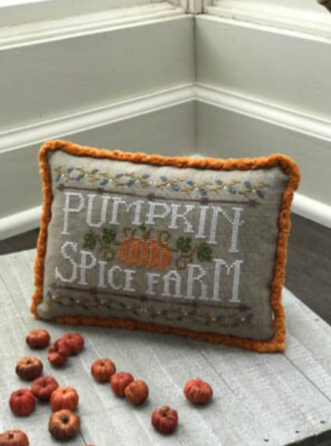 Pumpkin Spice Farm by Hands on Design - PAPER Pattern