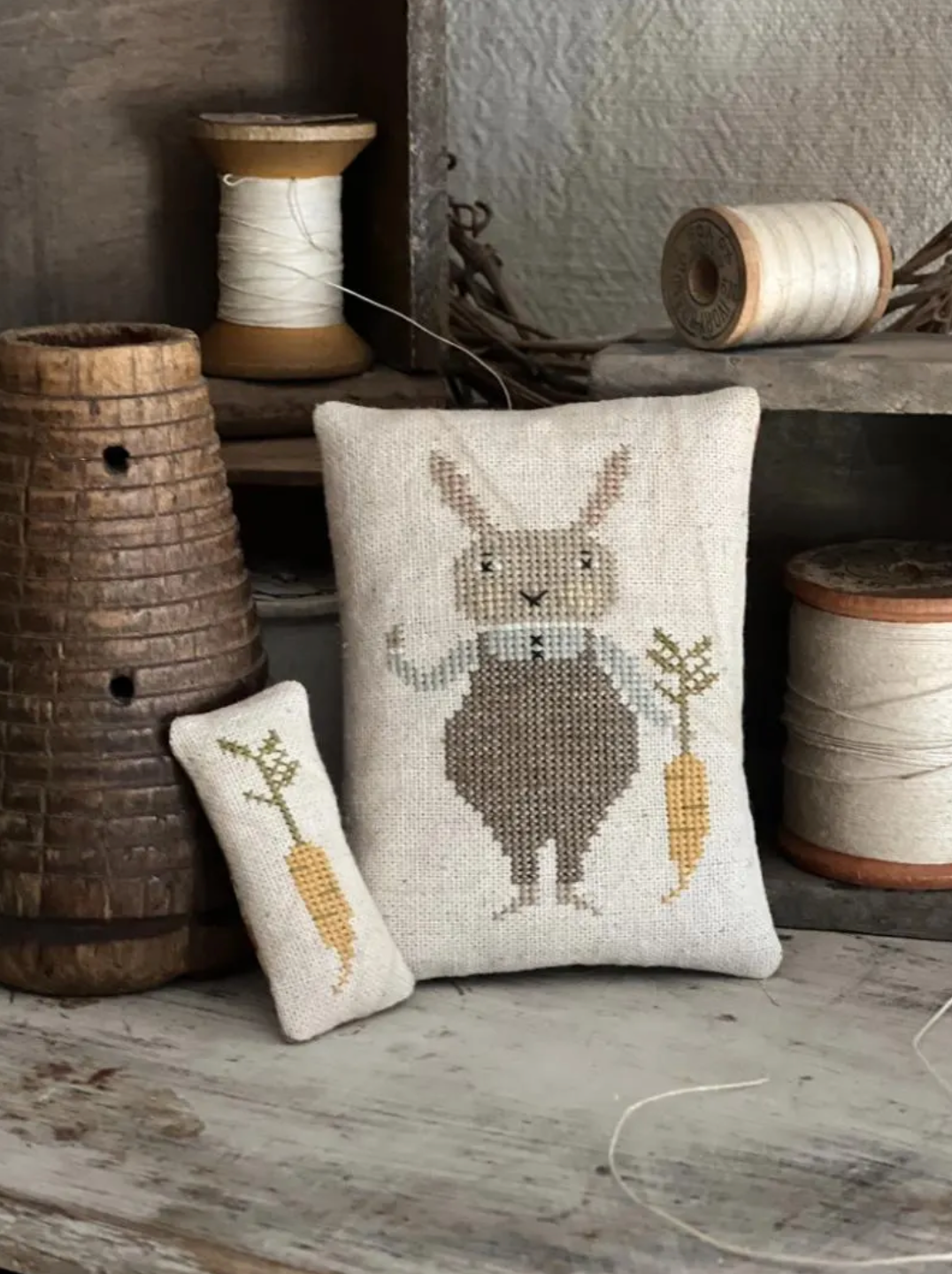 Carrot Top Cross Stitch by Notforgotten Farm - Paper Pattern