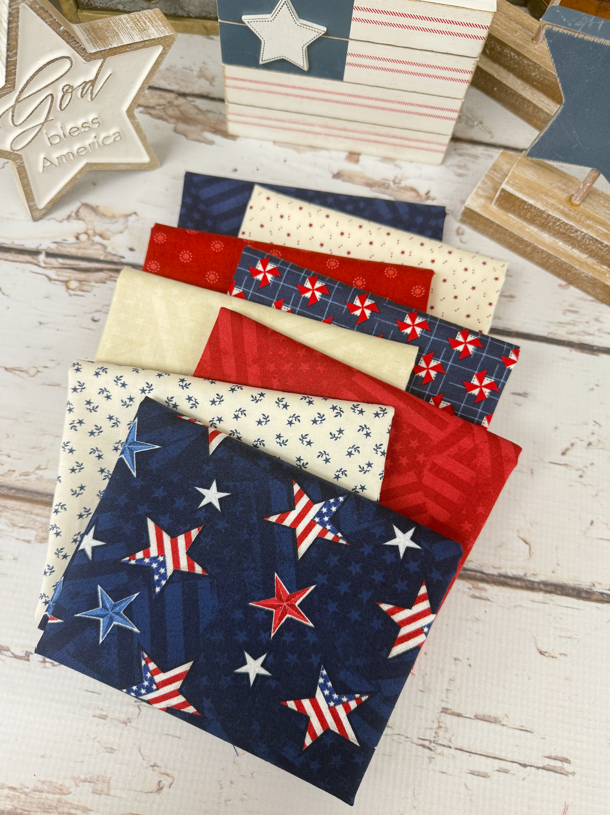 Americana Stars Curated by Primrose Cottage - 8 Piece Fat Quarter Bundle