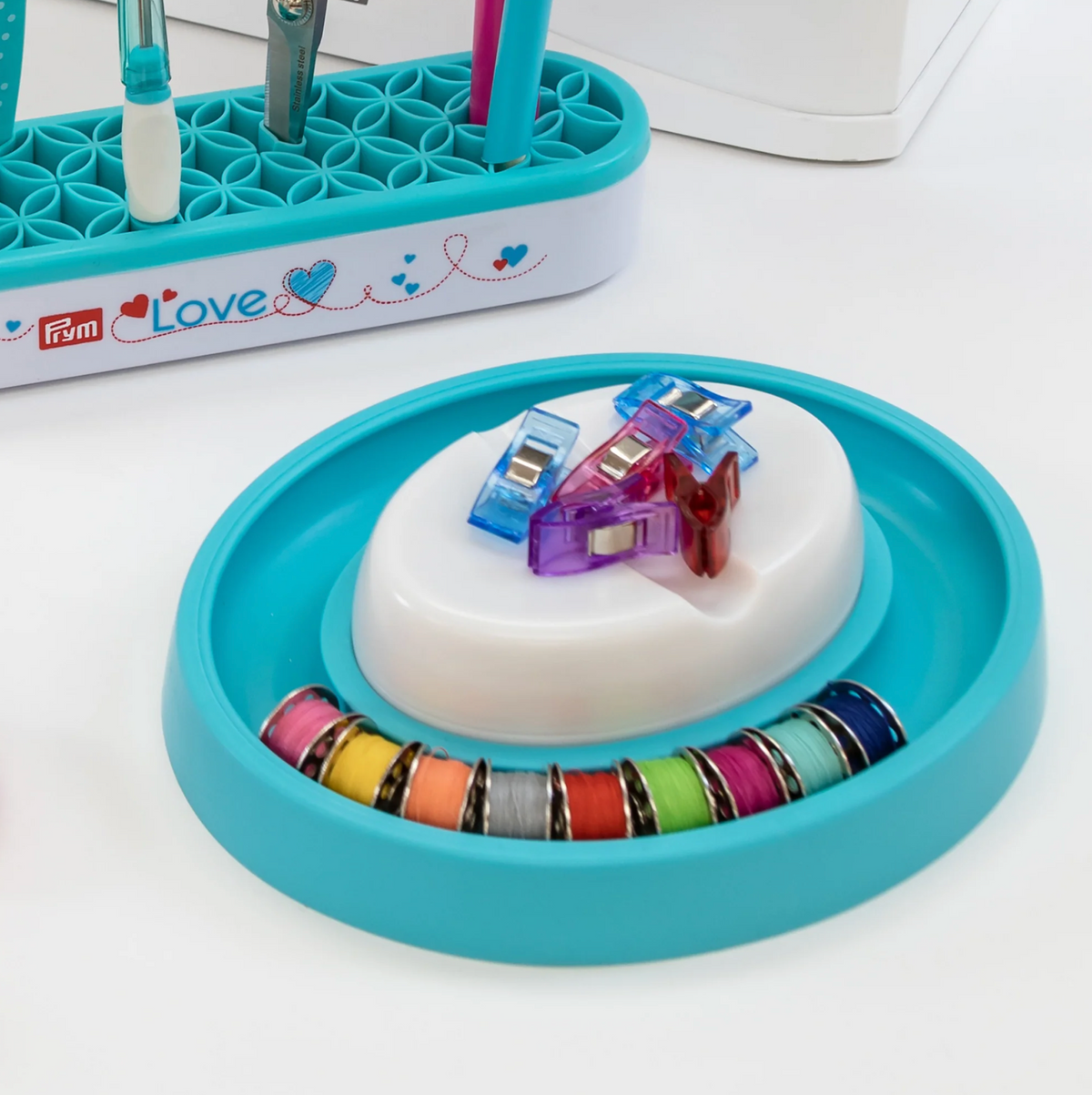 Magnetic Pincushion with Bobbin Ring