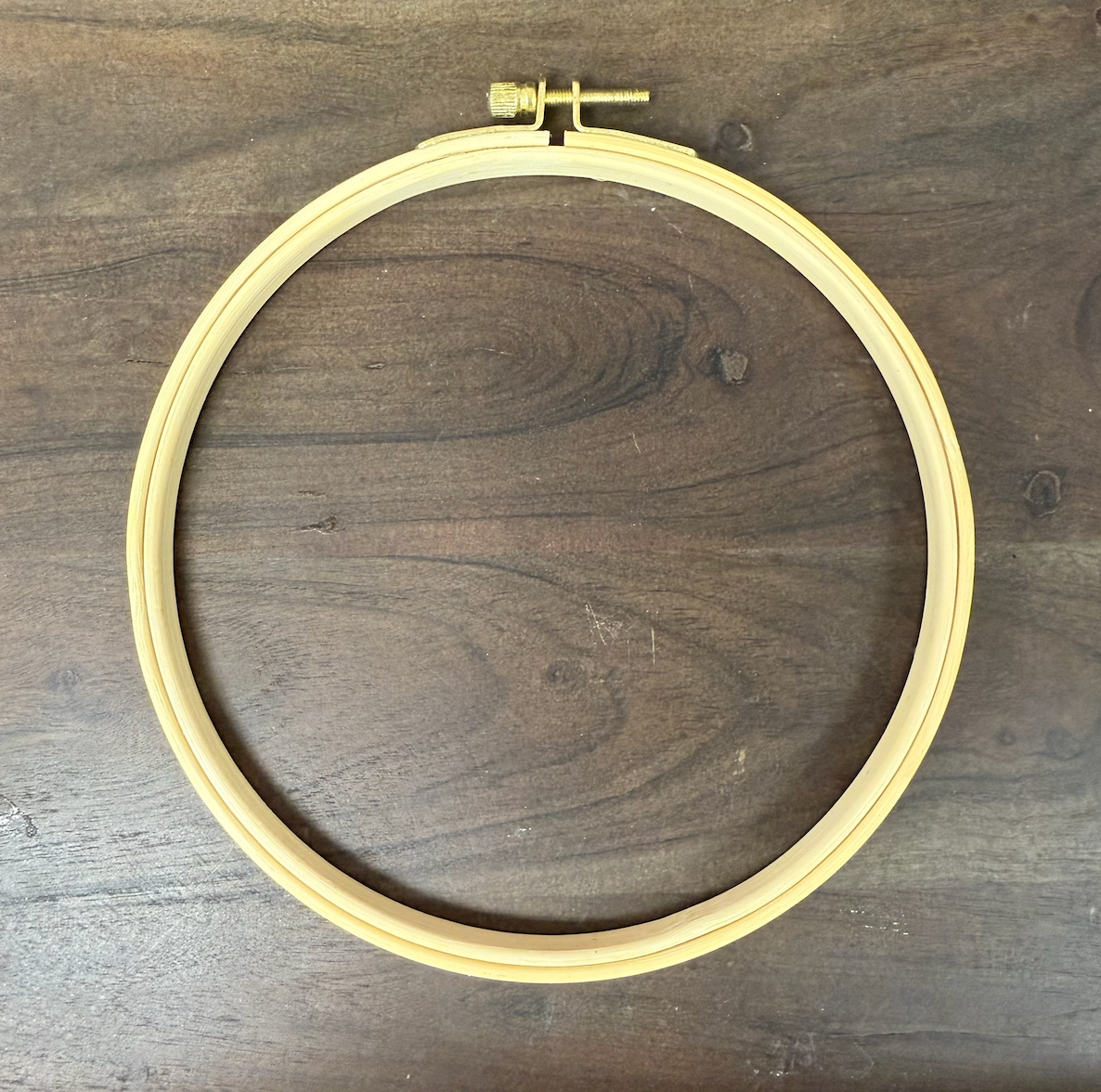 7&quot; Bamboo Embroidery Hoop w/gold clasp