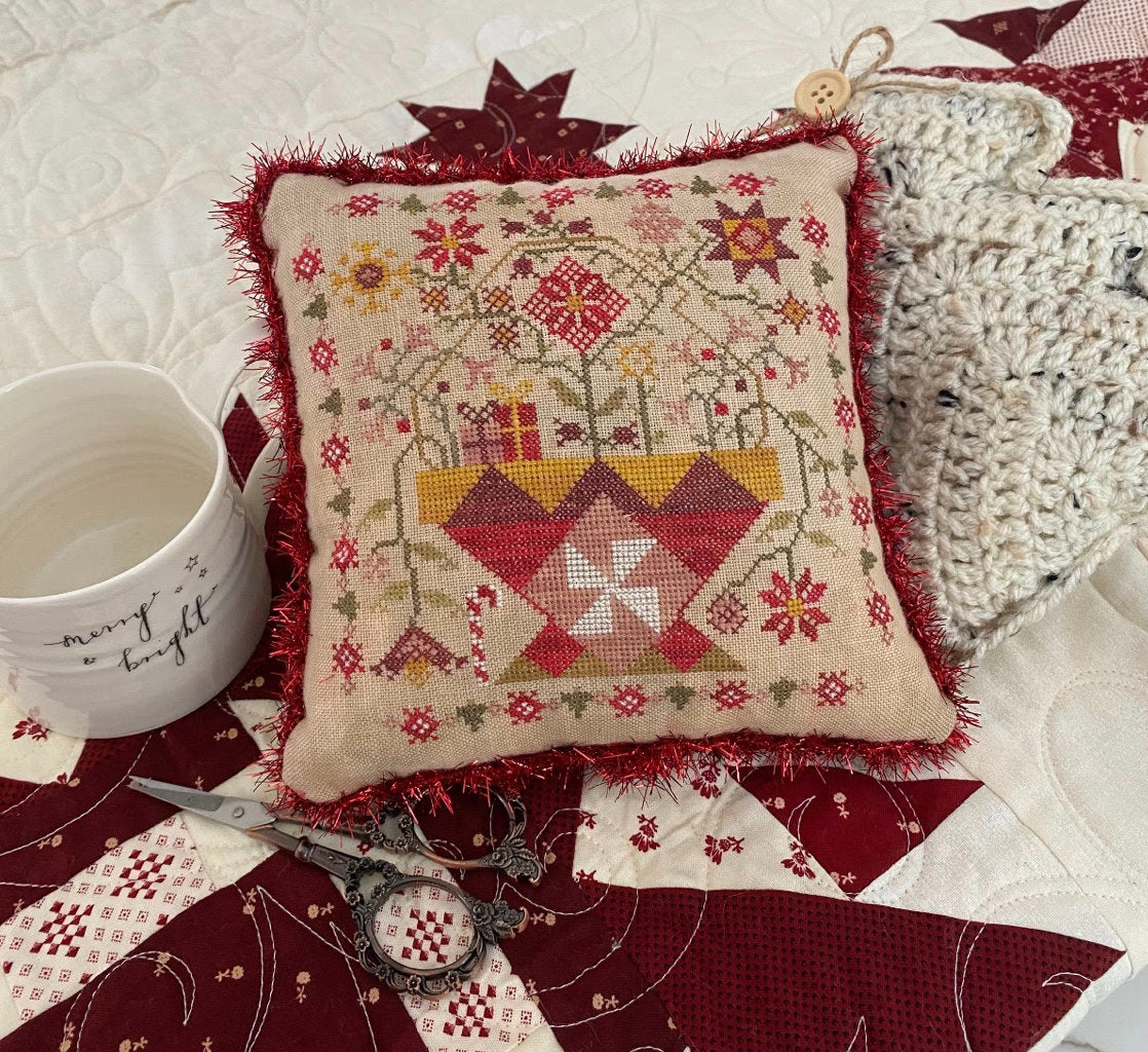 Betsy&#39;s Christmas Basket - Betsy&#39;s Holiday Baskets Series Cross Stitch by Pansy Patch Quilts and Stitchery - Paper Pattern