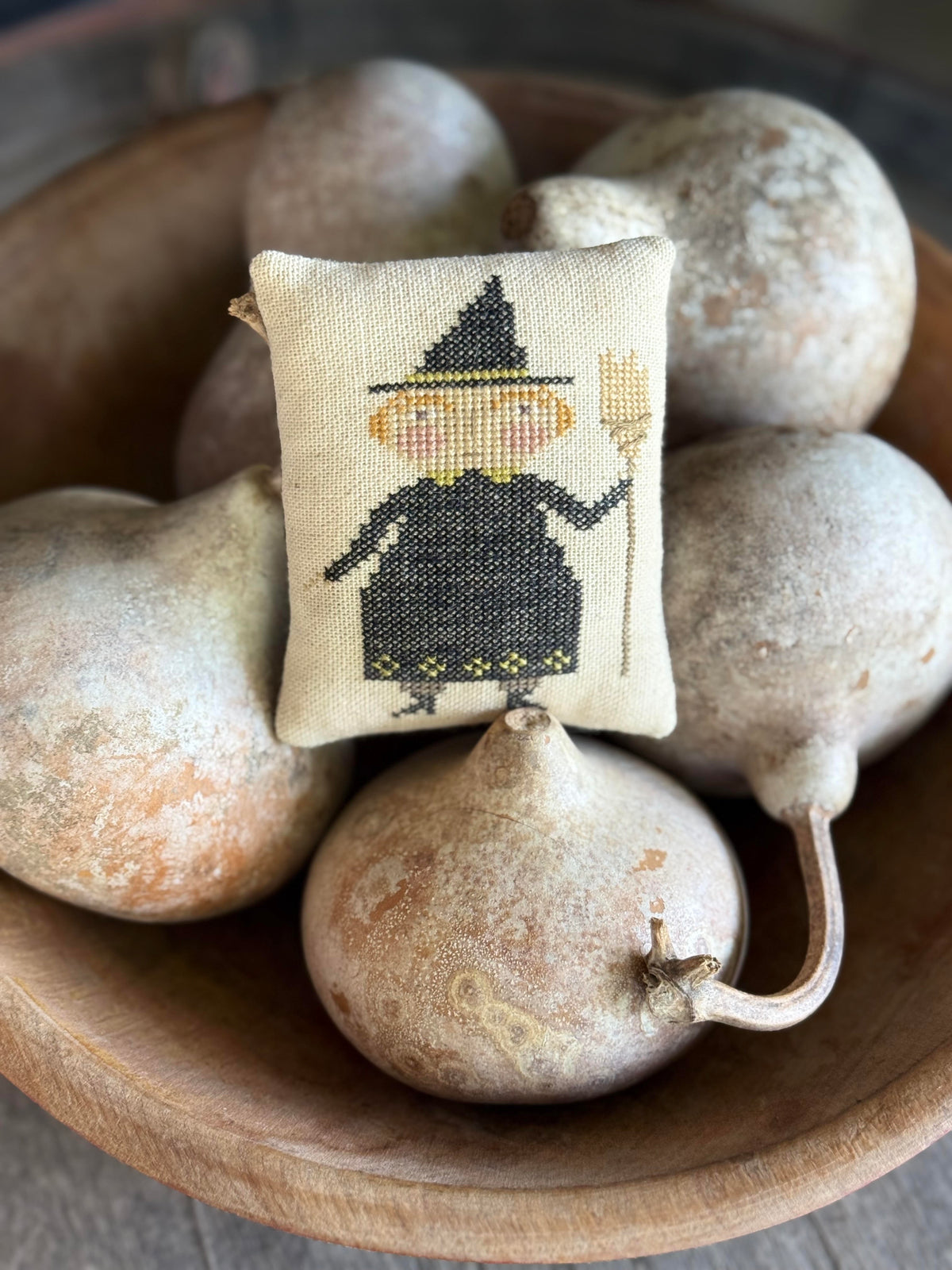 Esmeralda Cross Stitch by Notforgotten Farm - Paper Pattern