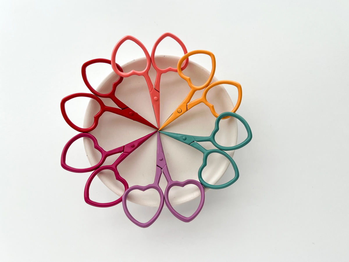 Little Snips Embroidery Heart Scissors
