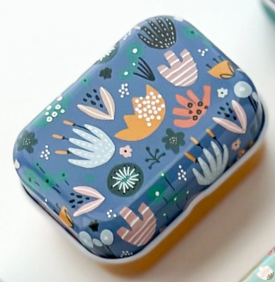 Floral Magnetic Needle Tin