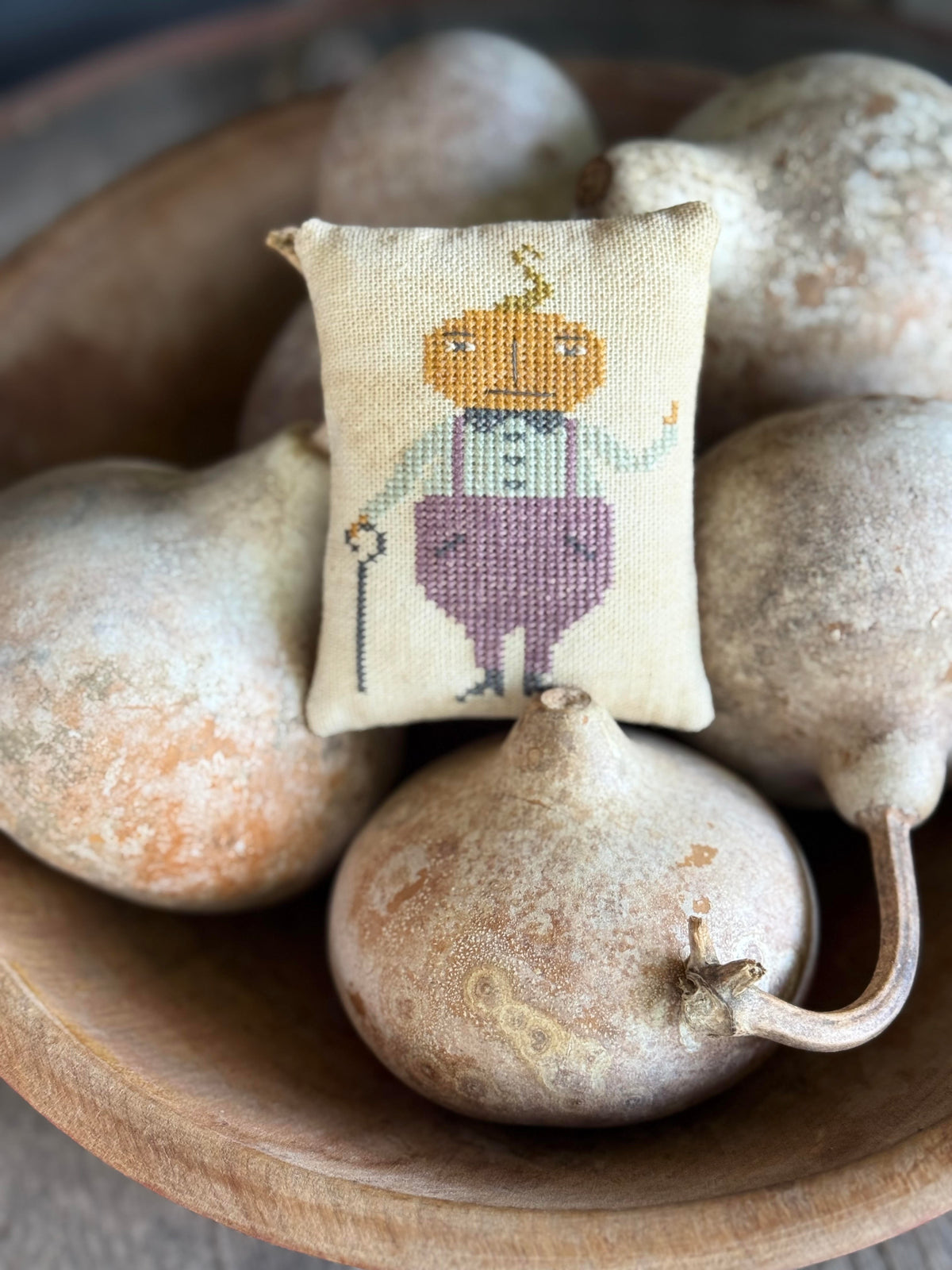 Pumpkin Pete Cross Stitch by Notforgotten Farm - Paper Pattern