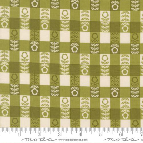 The Henhouse Grass | 48436 15