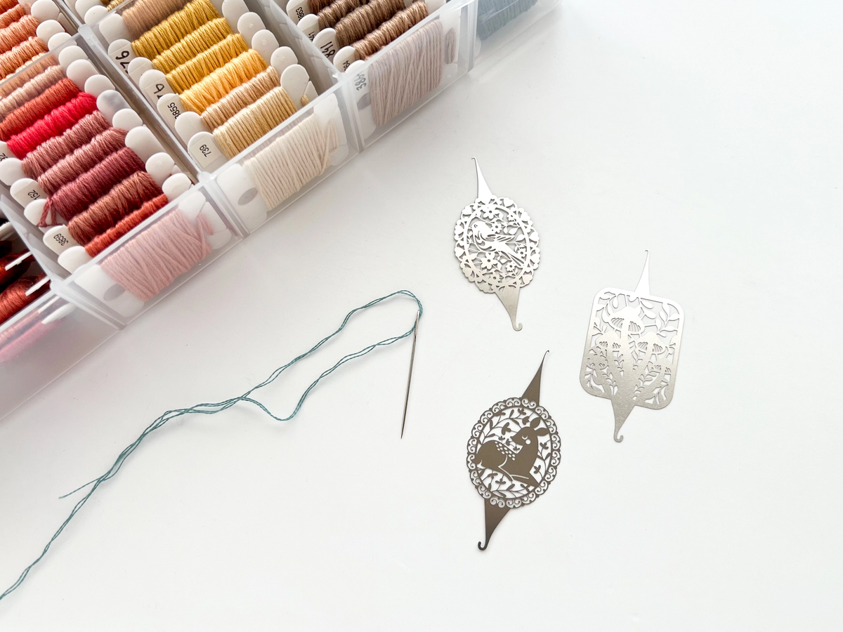 Embroidery Needle Threader
