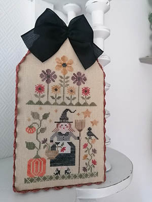 Petite Sorciere by Tralala - PAPER Pattern