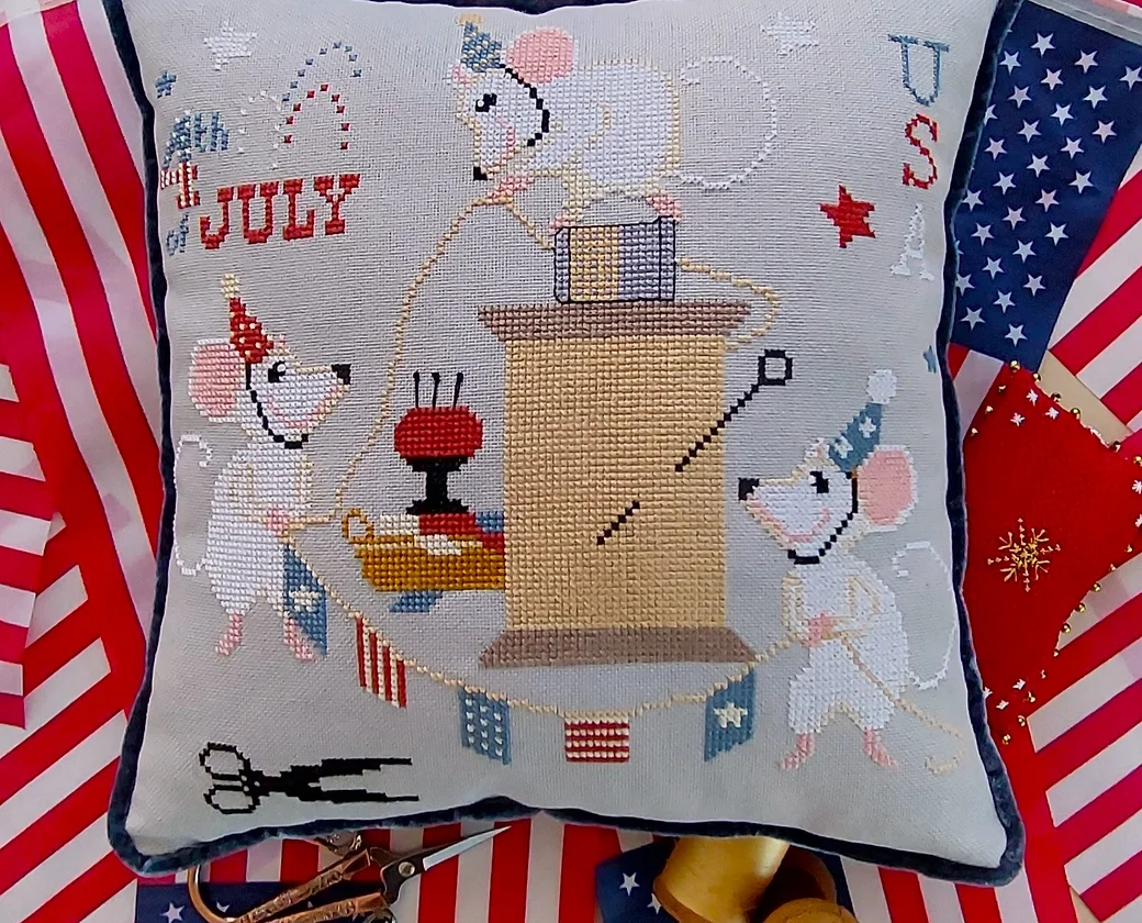 Independence Day Of The Mice by Twin Peak Primitives - Paper Pattern