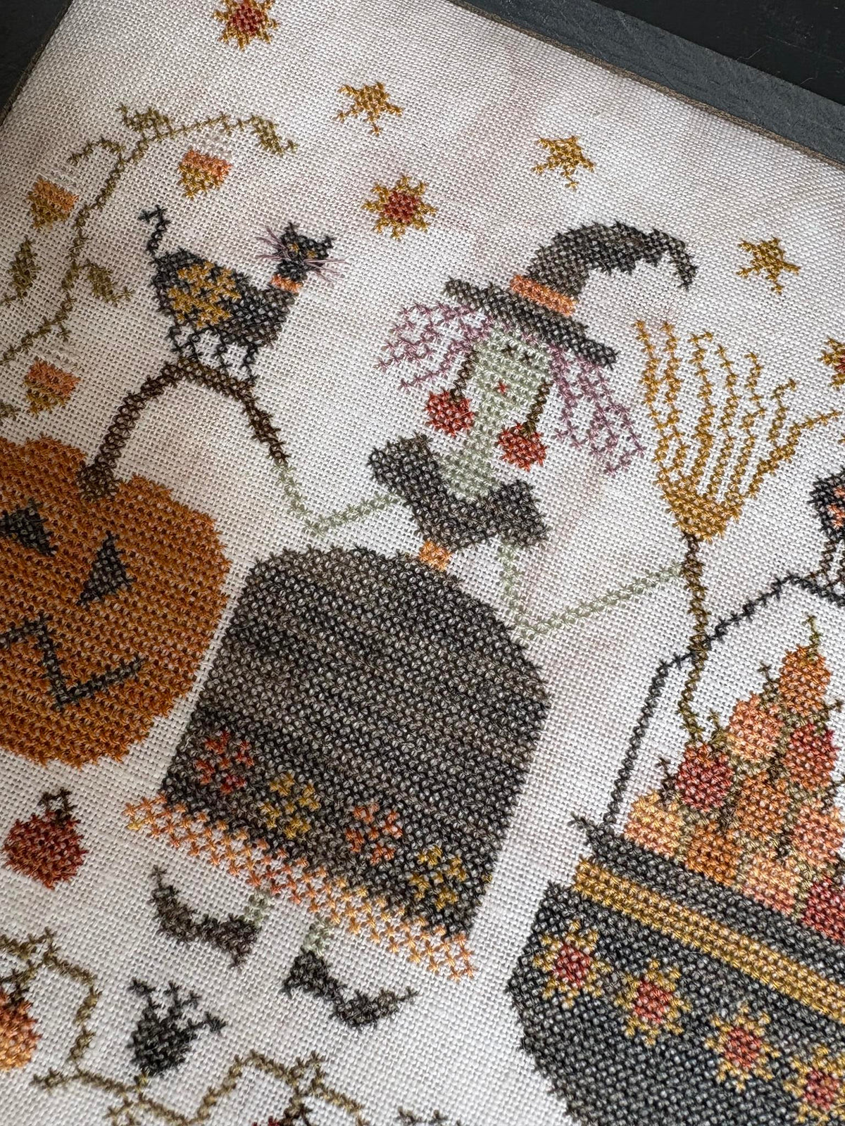 Drusella's Pumpkin Stew Cross Stitch by Pansy Patch Quilts and Stitchery - Paper Pattern