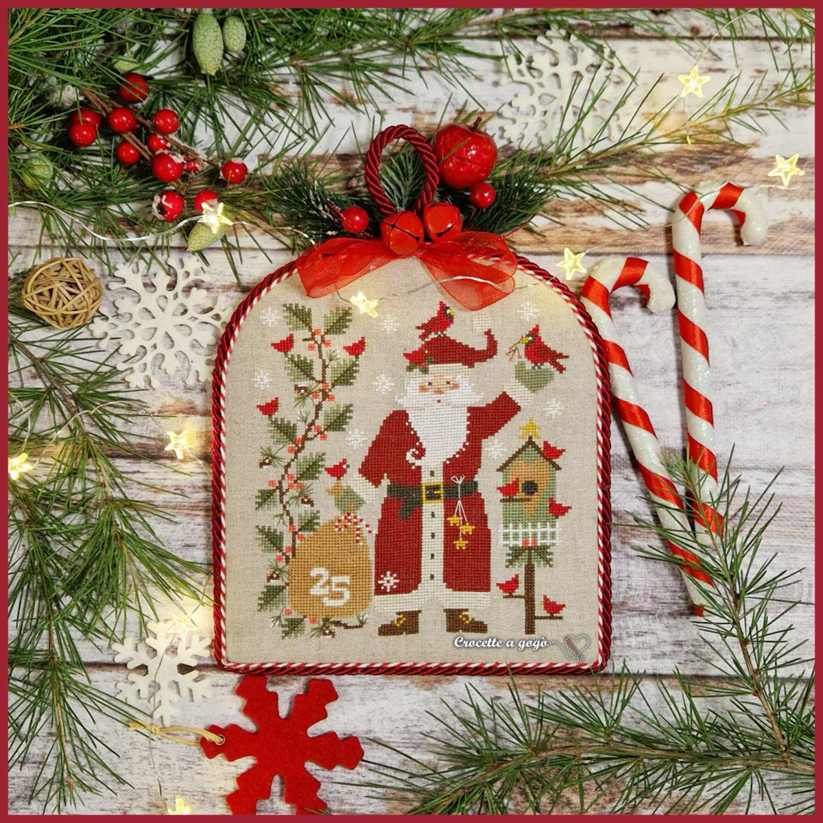 Santa Claus 2025 Cross Stitch by Crocette A Gogò - Paper Pattern