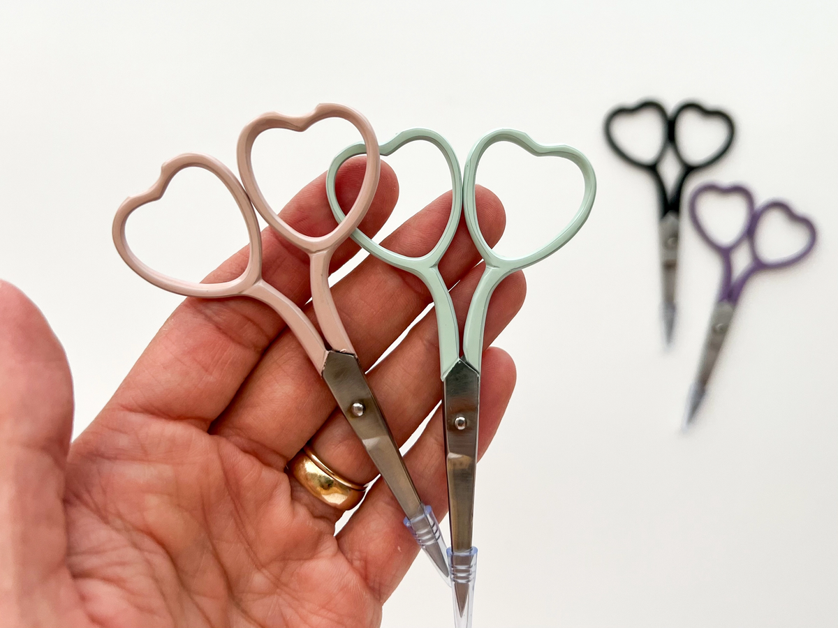 Embroidery Heart Scissors
