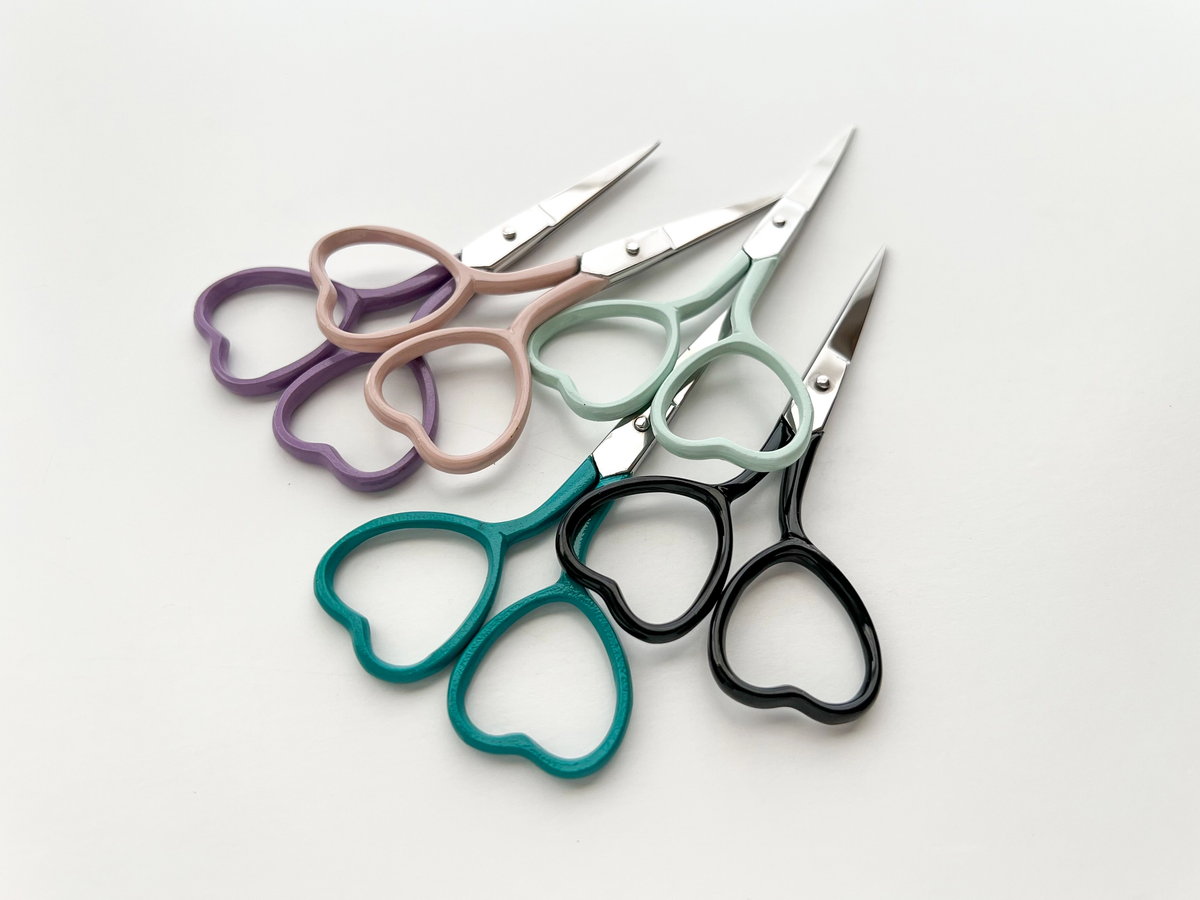 Embroidery Heart Scissors