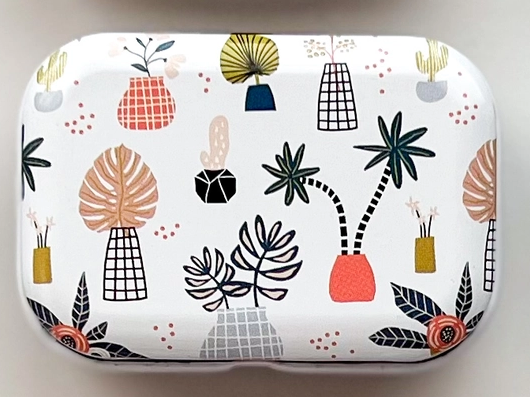 Floral Magnetic Needle Tin