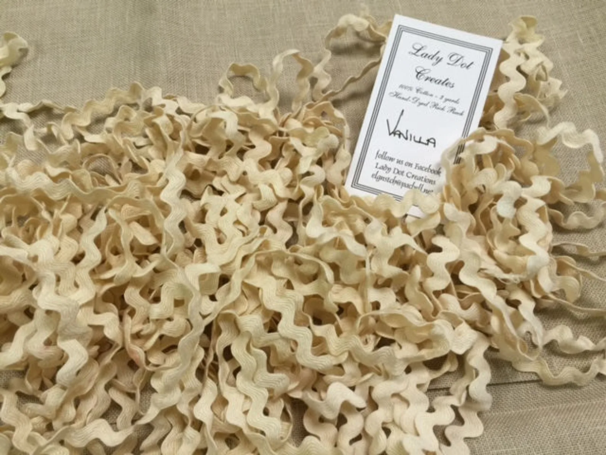 Ric Rac Trim - Vanilla Hand-Dyed 100% Cotton Half Inch by Lady Dot Creates