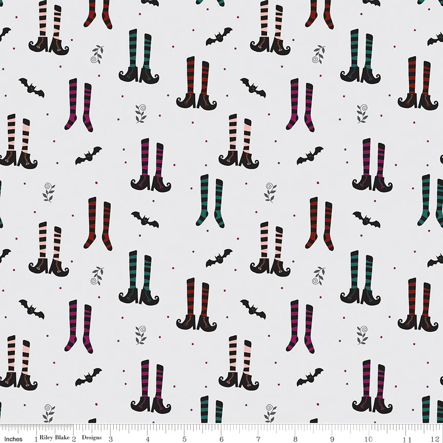 Little Witch | C14561 | Witches Socks - Smoke