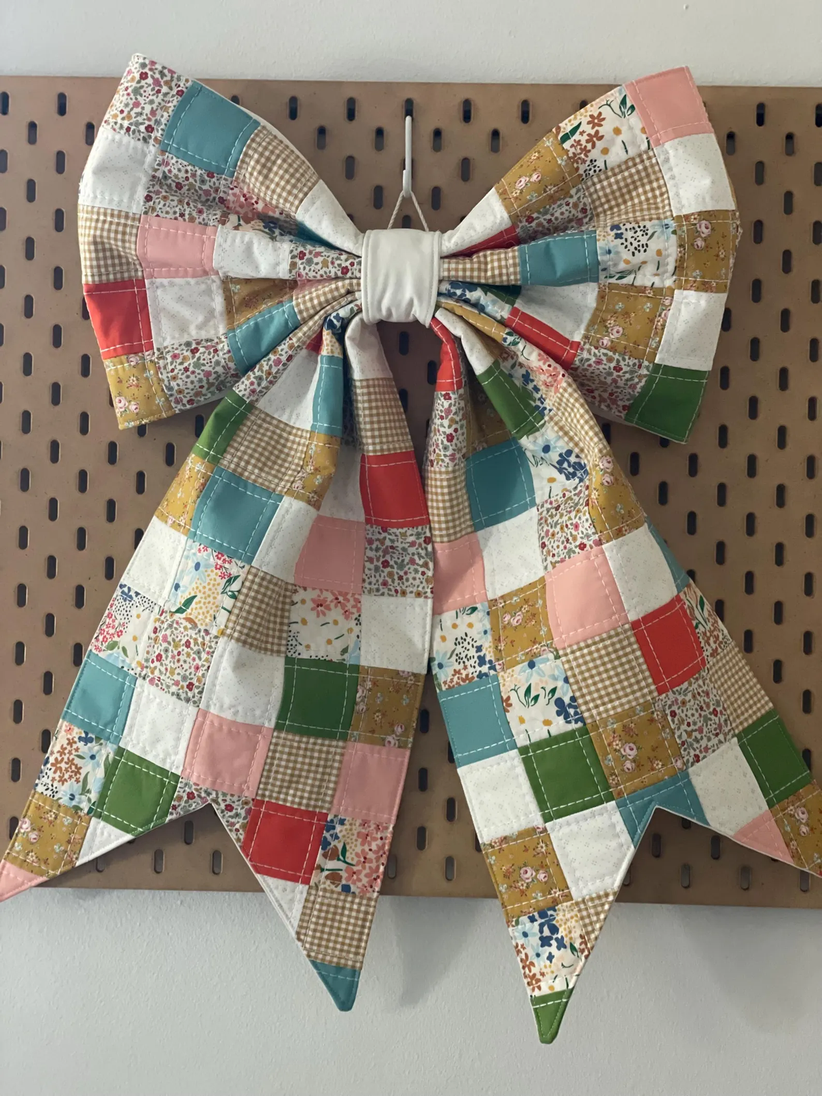 Patchwork Quilted Bow Pattern by Brooklyn Dawn Quilt Co. - Paper Pattern