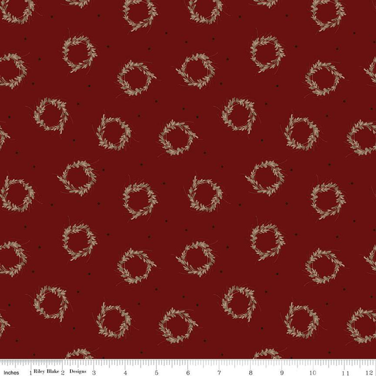 Huckleberry Saltbox | C14351 | Wreaths - Mahogany