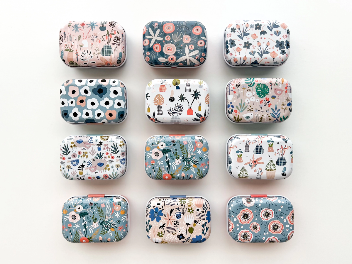 Floral Magnetic Needle Tin