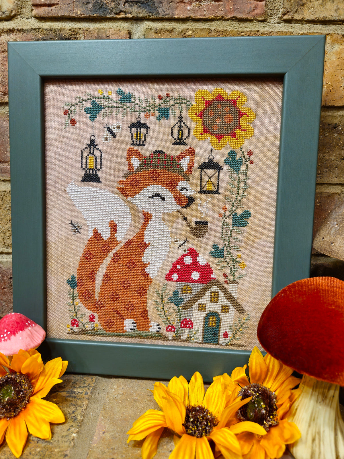 Frederick Fox Cross Stitch by Quaint Rose Needlearts - Paper Pattern