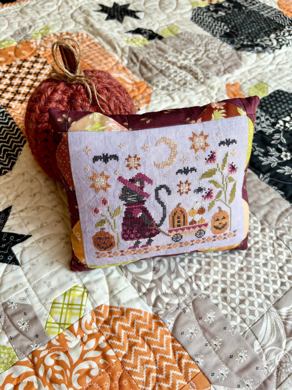 The Postcat's Halloween Delivery Cross Stitch by Blueberry Ridge Designs - Paper Pattern