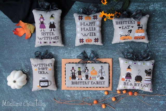 Halloween Pillows Cross Stitch by Madame Chantilly - Paper Pattern