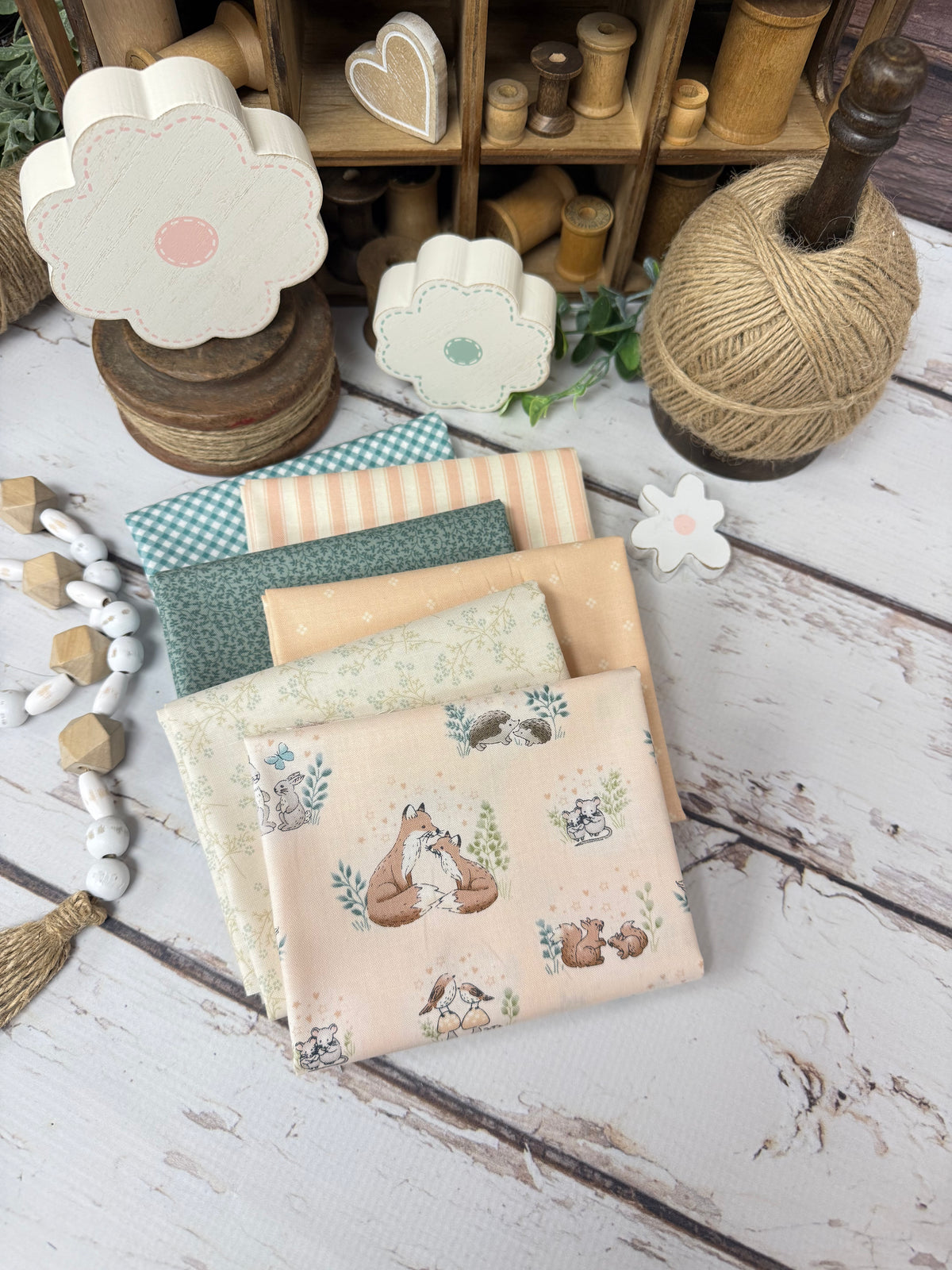 Spring in The Garden #2 Curated by Primrose Cottage - 6 Piece Fat Quarter Bundle