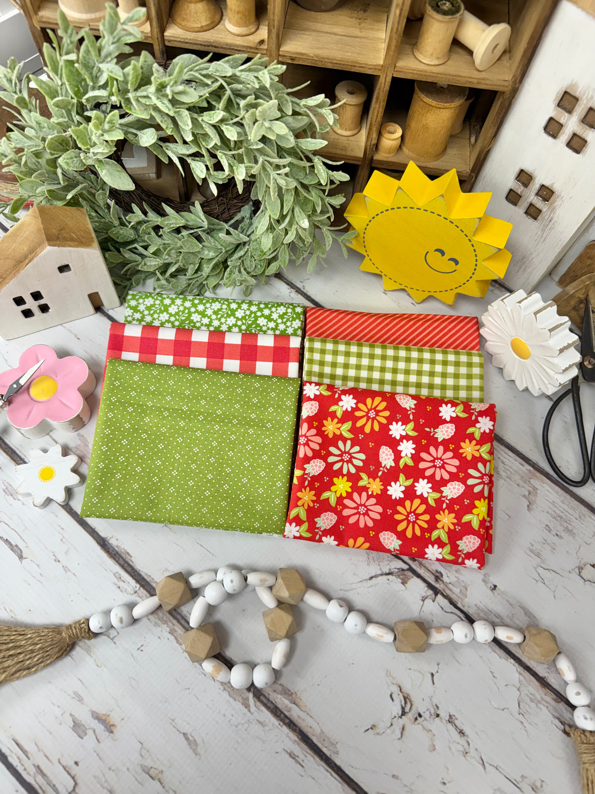 Raspberry Love Bundle Curated by Primrose Cottage - 6 Piece Fat Quarter Bundle