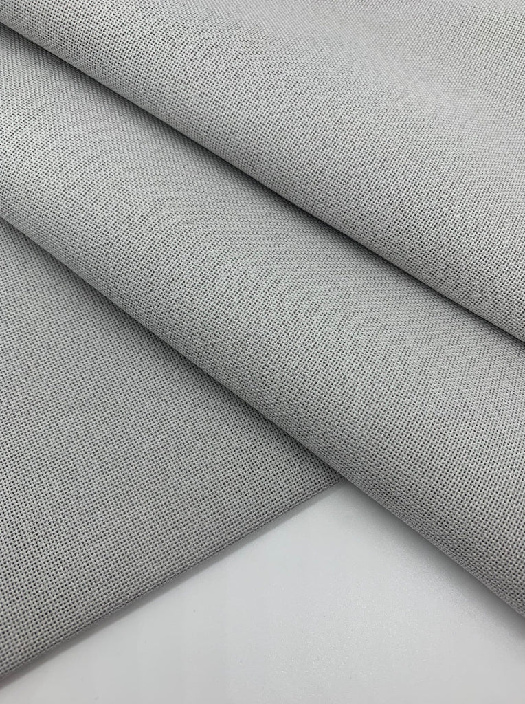 Zweigart Lugana Precut – Tessuto Per Ricamo Colore 101, 48 X 68 Cm, Qualità Alta, Compatto E Moderno