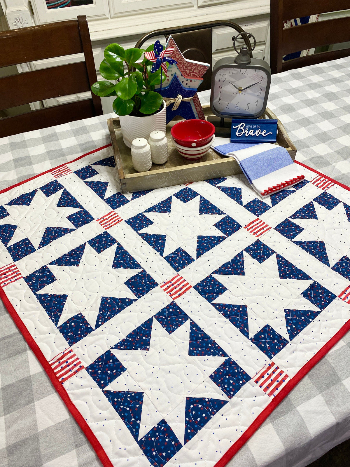 Luminescent by Lindsey Weight of Primrose Cottage Quilts - Table Topper Pattern PDF Pattern