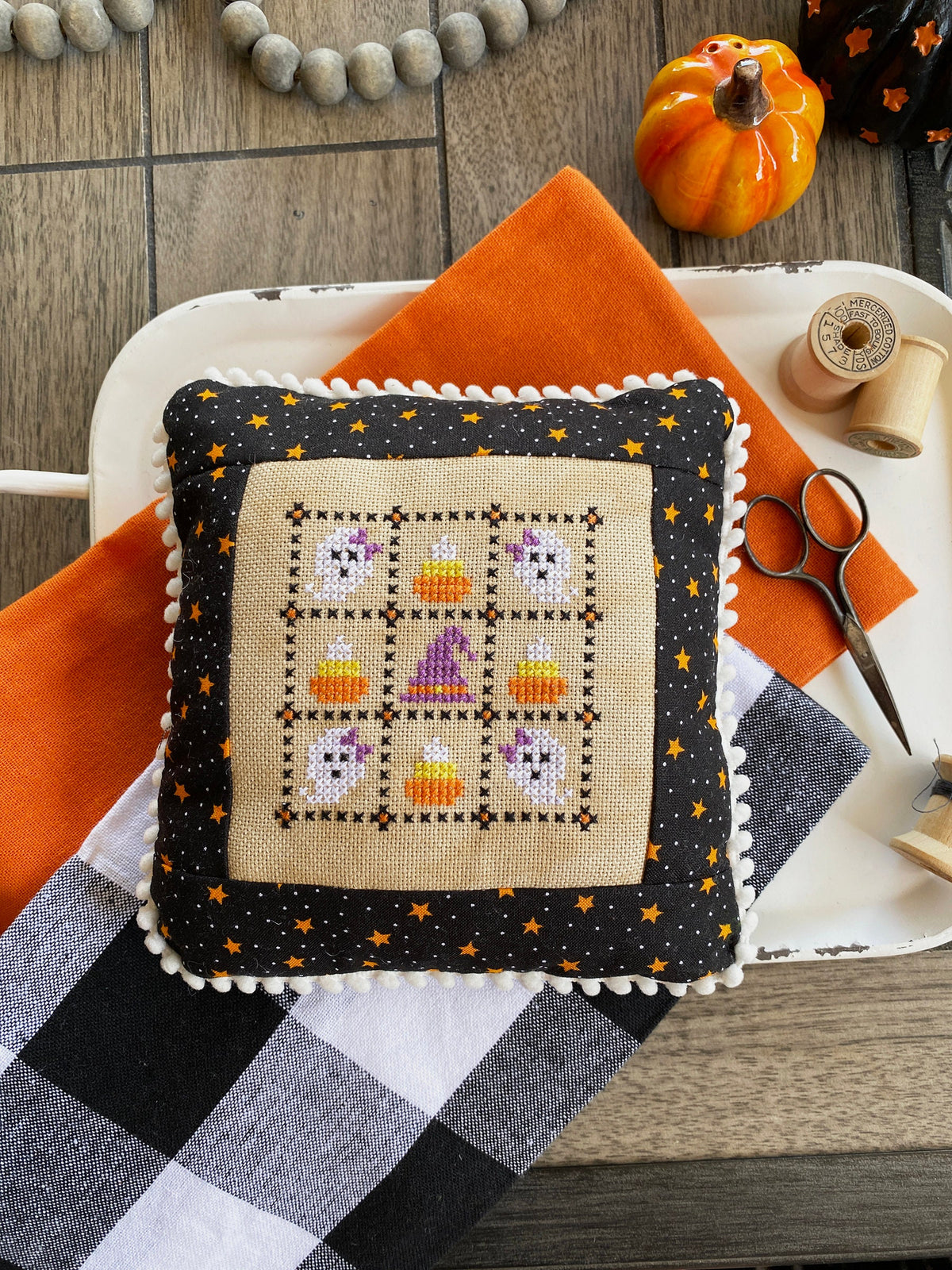 October Nine Patch (Lindsey&#39;s Nine Patch Series) - PAPER Pattern PCS-085