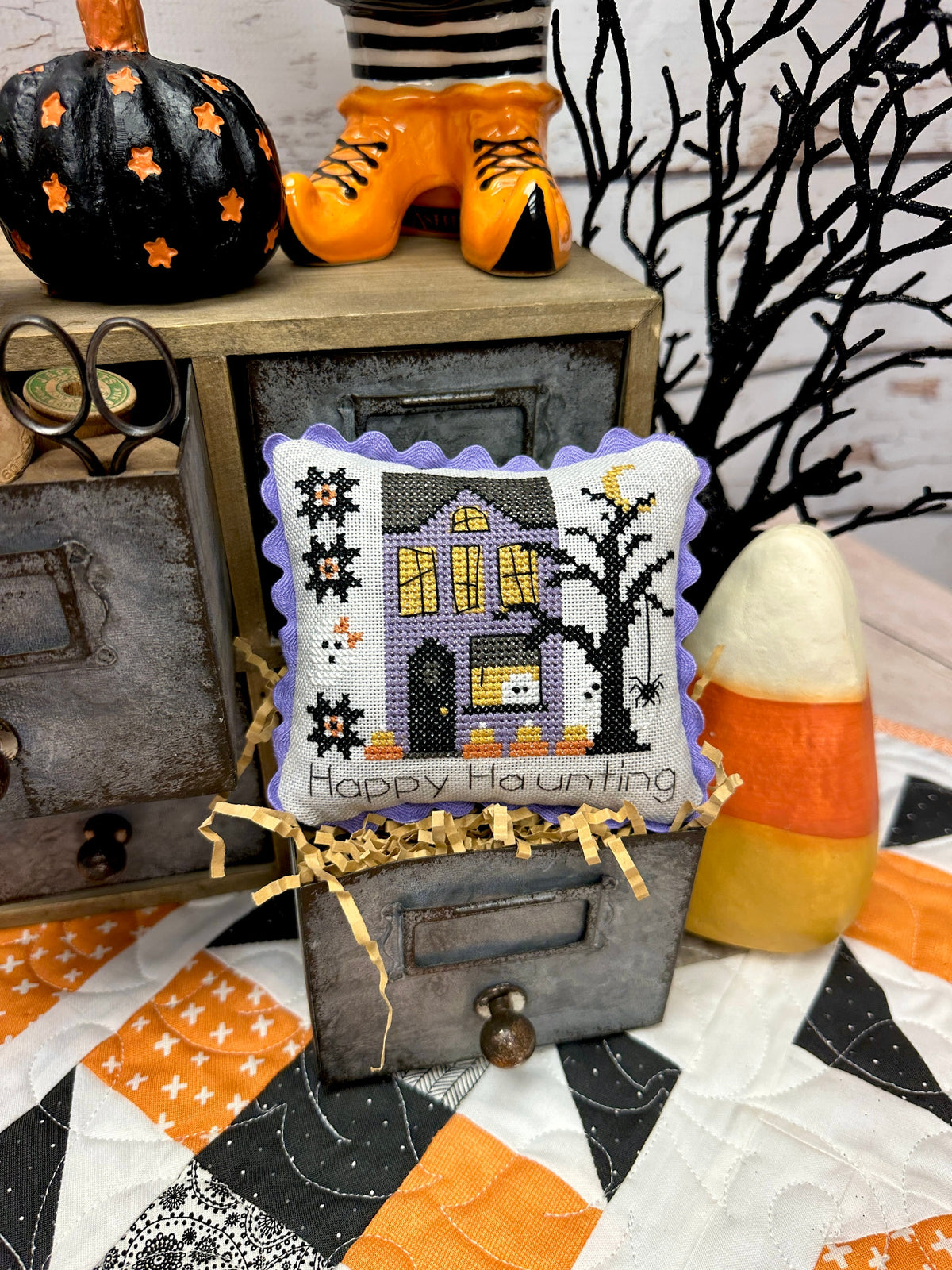 Happy Haunting Home -  PDF Pattern